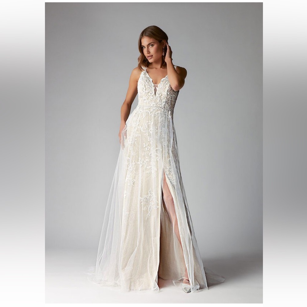 Brand New Azazie ‘Jasmina’ Wedding Dress-Size 10
